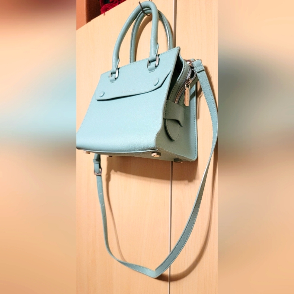 Charles & Keith handbag - Picture 2 of 7